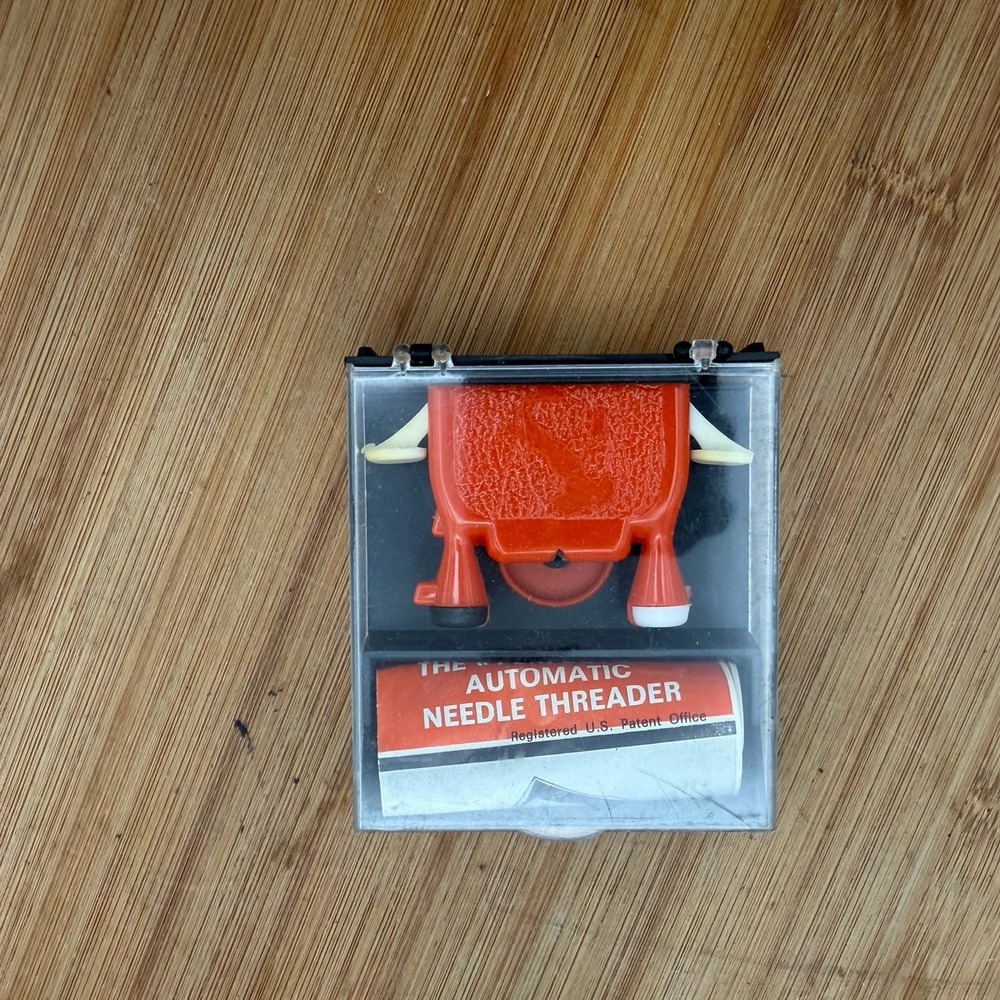 Vintage‎ PERFECTO Universal Automatic NEEDLE THREADER Made in Italy Sewing